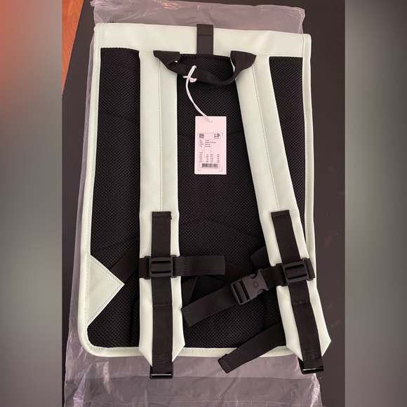 NWT Rains Rolltop Rucksack Zip-Detailed Backpack Mineral Color Waterproof - Picture 7 of 13